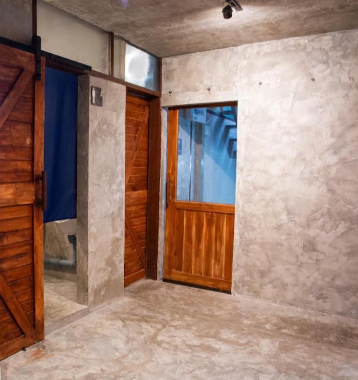 Area81 Hideout Hostel Bangkok Exterior foto